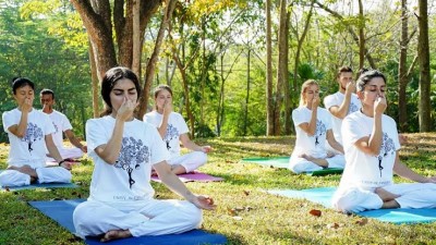 Kerala to get 10,000 new yoga clubs this year