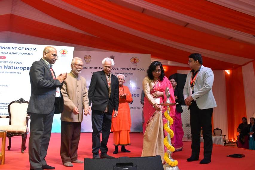Experts highlight importance of Integrative Healthcare through ‘Yoga Samyog’